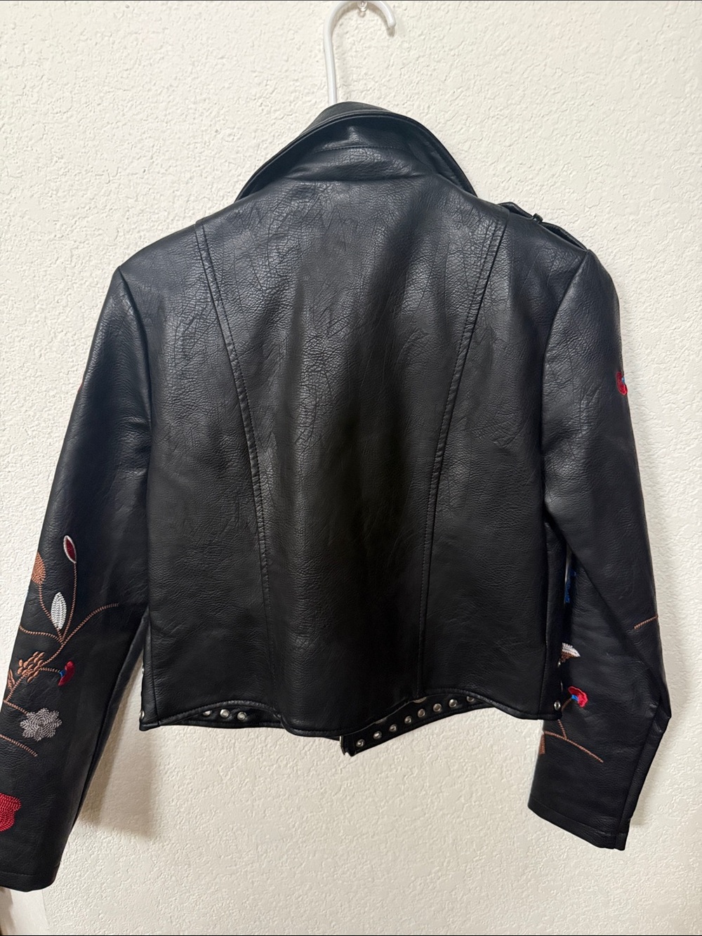 Romeo & Juliet Couture embroidered Faux Leather JACKET - Picture 6 of 6